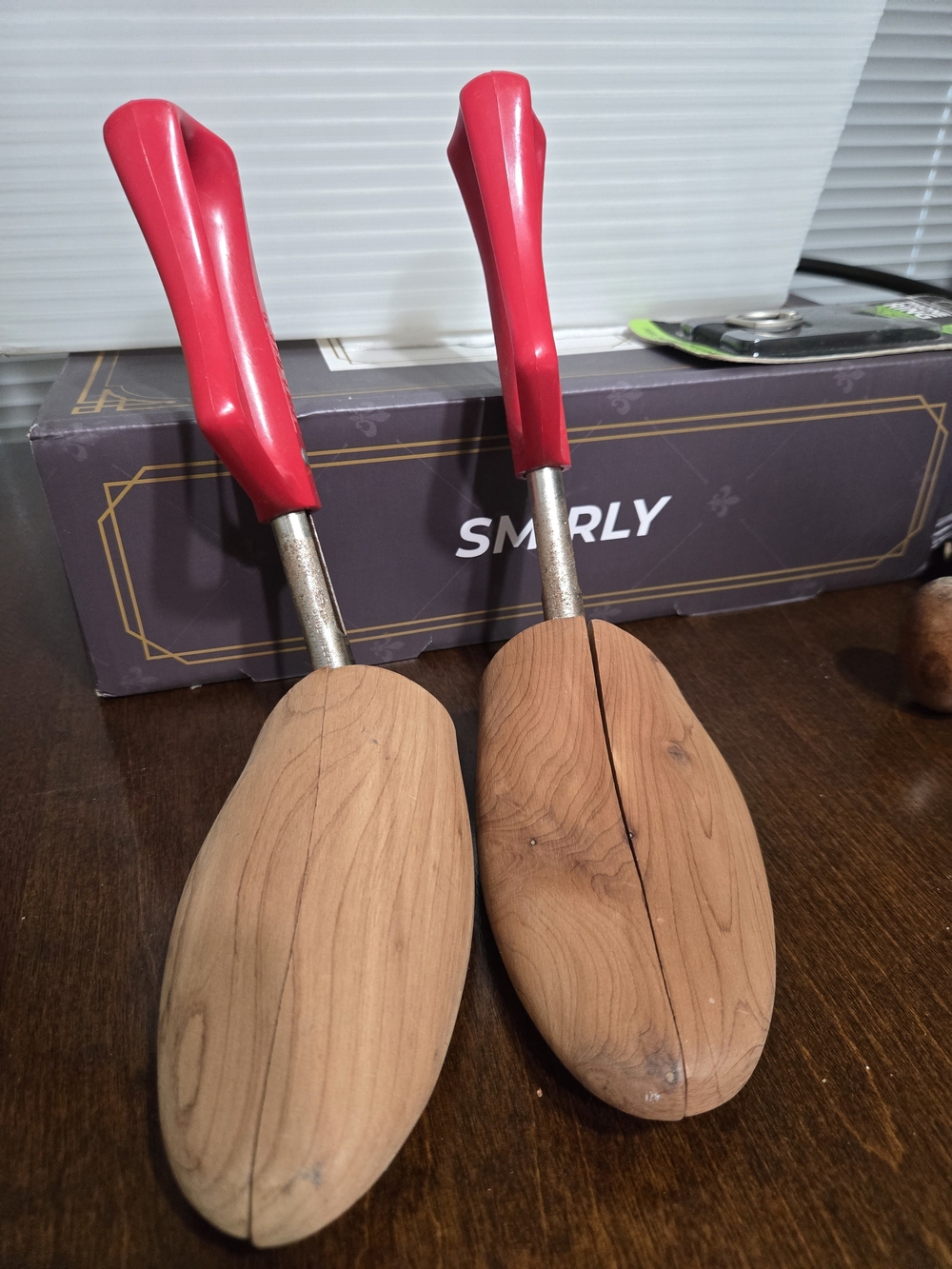 Red-Handle Wooden Shoe Stretchers - Pair